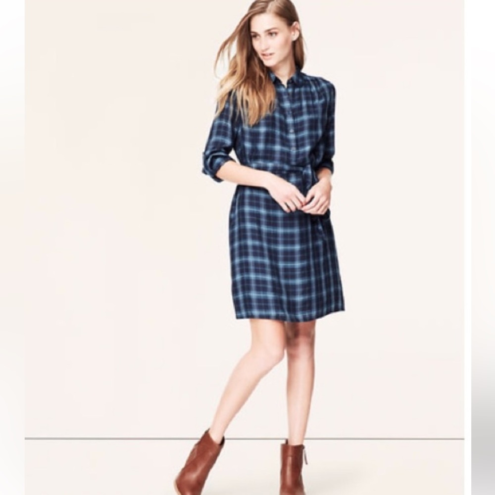 Ann Taylor Loft Blue Bayou Plaid Shirtdress when tie. Like new. XS